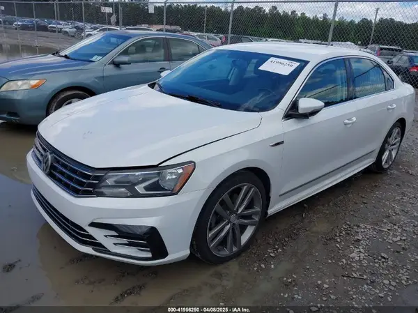 1VWDT7A33HC019966 2017 VOLKSWAGEN PASSAT - Image 2