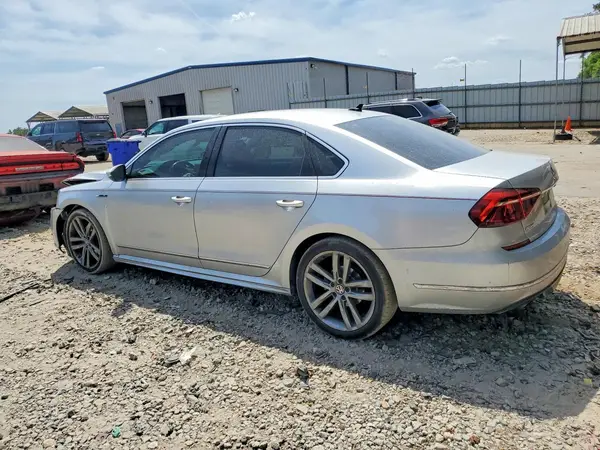 1VWDT7A33HC042177 2017 VOLKSWAGEN PASSAT - Image 2