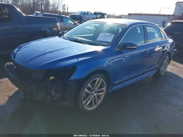 1VWDT7A33HC060274 2017 VOLKSWAGEN PASSAT - Image 2