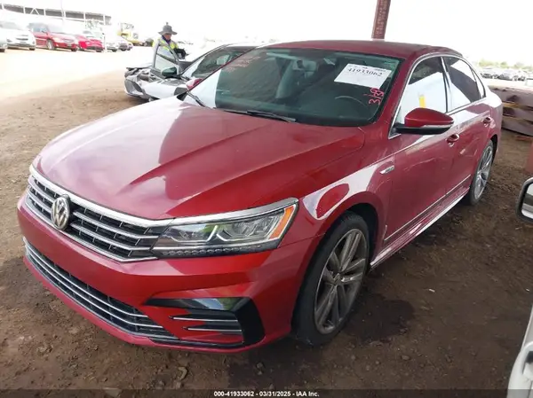 1VWDT7A33HC062977 2017 VOLKSWAGEN PASSAT - Image 2