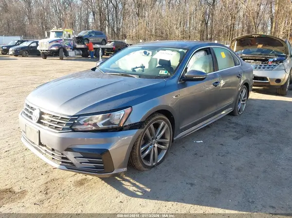 1VWDT7A33HC068116 2017 VOLKSWAGEN PASSAT - Image 2