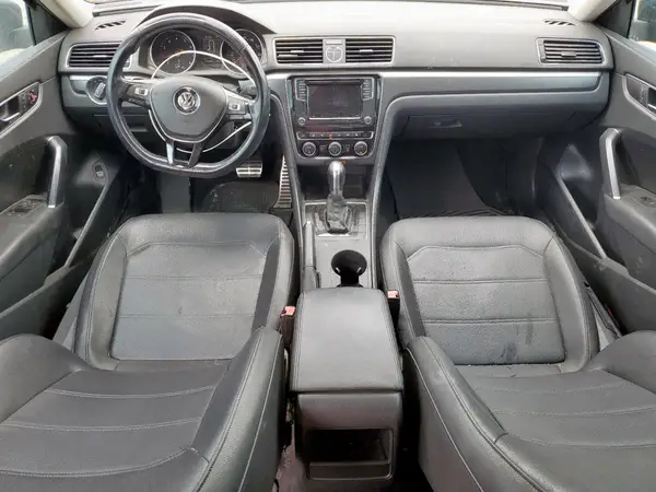 1VWDT7A33HC074790 2017 VOLKSWAGEN PASSAT - Image 8