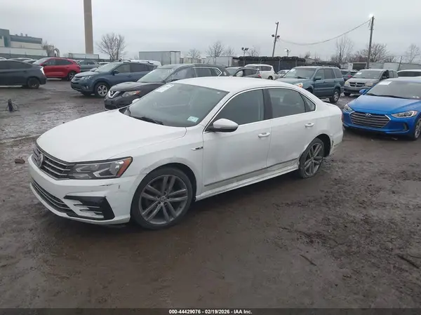 1VWDT7A33HC077253 2017 VOLKSWAGEN PASSAT - Image 2