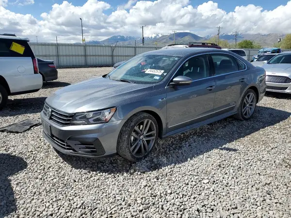 1VWDT7A33HC077897 2017 VOLKSWAGEN PASSAT - Image 1