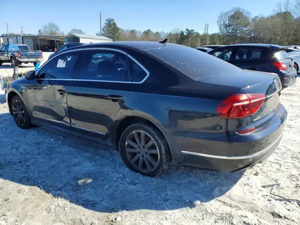 1VWDT7A33HC080024 2017 VOLKSWAGEN PASSAT - Image 2