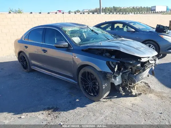 1VWDT7A33HC080928 2017 VOLKSWAGEN PASSAT - Image 1