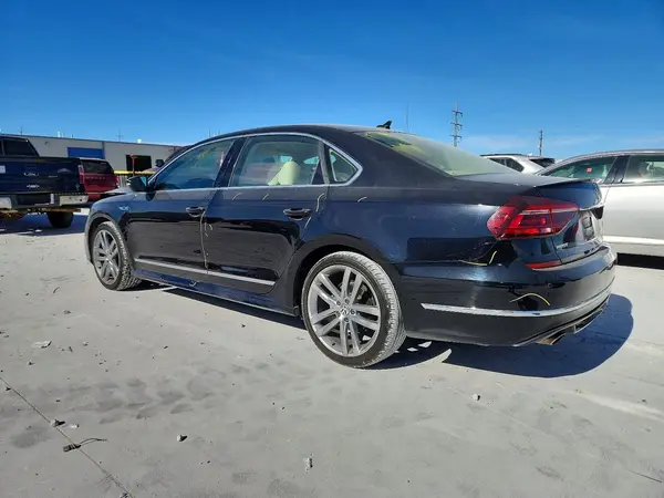 1VWDT7A33HC081254 2017 VOLKSWAGEN PASSAT - Image 2