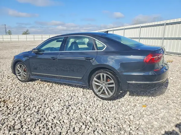 1VWDT7A33HC082839 2017 VOLKSWAGEN PASSAT - Image 2