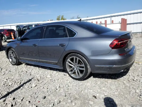 1VWDT7A34HC020141 2017 VOLKSWAGEN PASSAT - Image 2