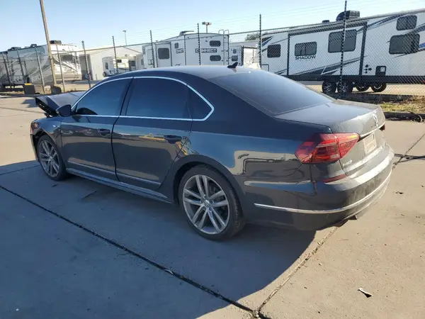 1VWDT7A34HC020267 2017 VOLKSWAGEN PASSAT - Image 2