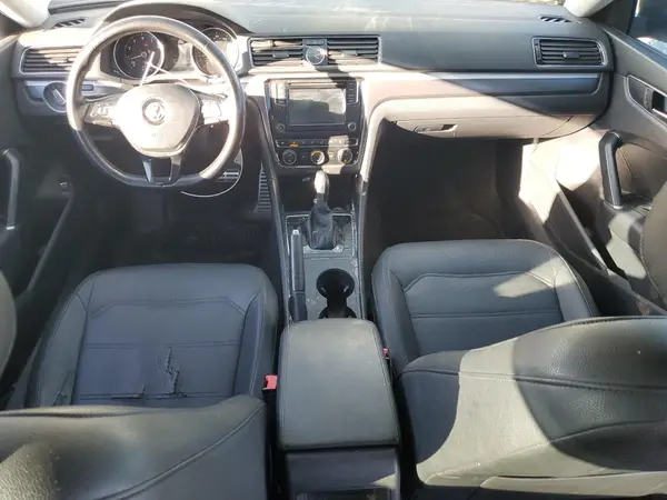 1VWDT7A34HC043631 2017 VOLKSWAGEN PASSAT - Image 8