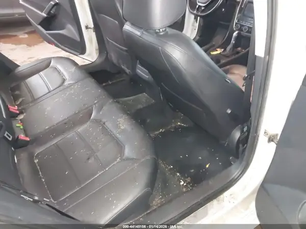 1VWDT7A34HC050403 2017 VOLKSWAGEN PASSAT - Image 8