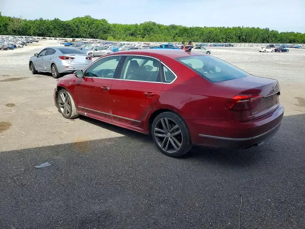 1VWDT7A34HC052006 2017 VOLKSWAGEN PASSAT - Image 2