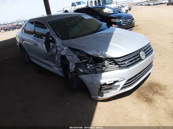 1VWDT7A34HC053222 2017 VOLKSWAGEN PASSAT - Image 1