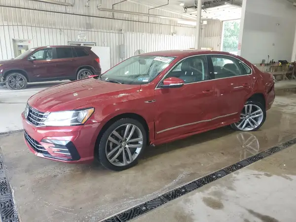 1VWDT7A34HC061143 2017 VOLKSWAGEN PASSAT - Image 1