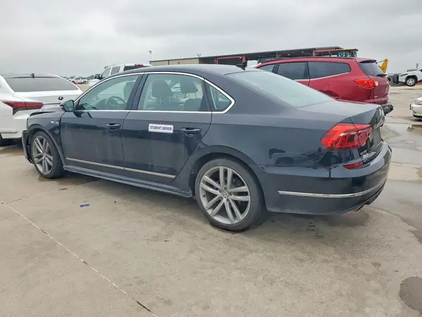1VWDT7A34HC061367 2017 VOLKSWAGEN PASSAT - Image 2