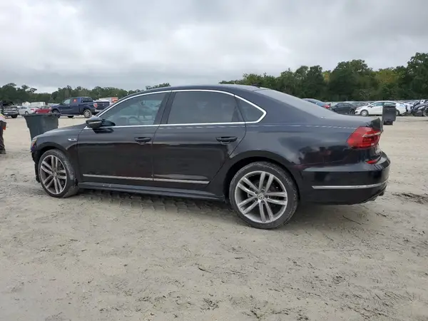 1VWDT7A34HC067587 2017 VOLKSWAGEN PASSAT - Image 2