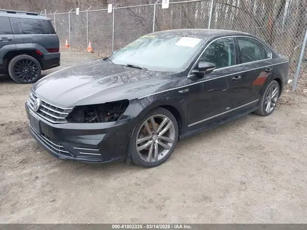 1VWDT7A34HC072076 2017 VOLKSWAGEN PASSAT - Image 2