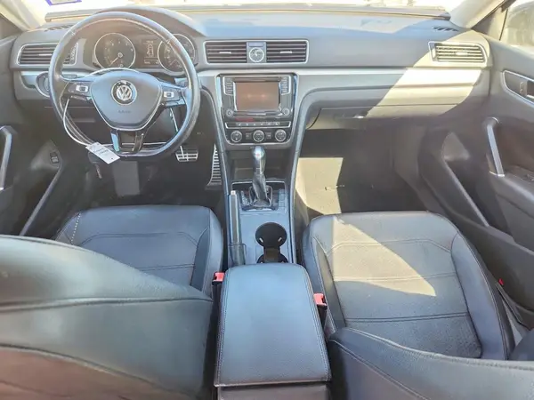 1VWDT7A34HC083725 2017 VOLKSWAGEN PASSAT - Image 8