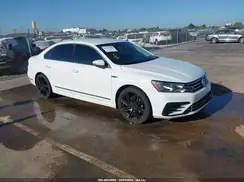 1VWDT7A35HC002747 2017 VOLKSWAGEN PASSAT