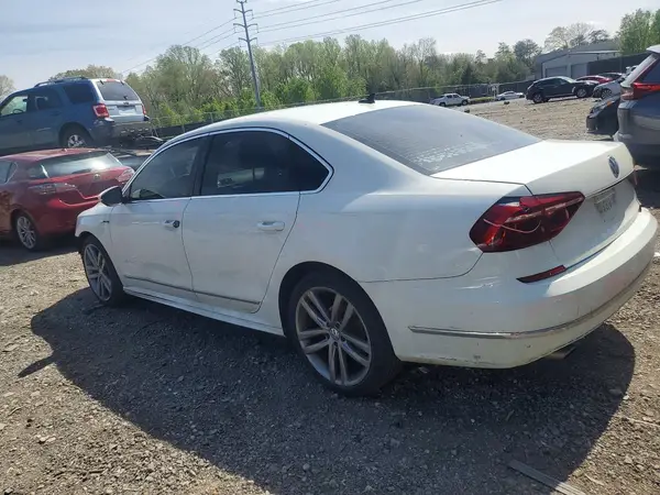 1VWDT7A35HC003297 2017 VOLKSWAGEN PASSAT - Image 2