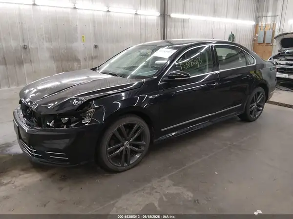 1VWDT7A35HC005194 2017 VOLKSWAGEN PASSAT - Image 2