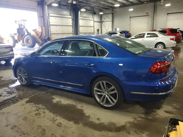 1VWDT7A35HC006474 2017 VOLKSWAGEN PASSAT - Image 2