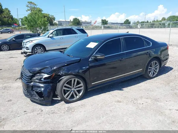 1VWDT7A35HC015532 2017 VOLKSWAGEN PASSAT - Image 2