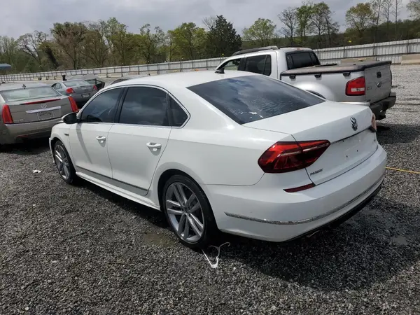 1VWDT7A35HC033447 2017 VOLKSWAGEN PASSAT - Image 2