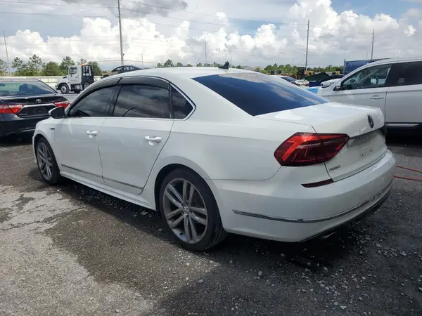 1VWDT7A35HC034016 2017 VOLKSWAGEN PASSAT - Image 2