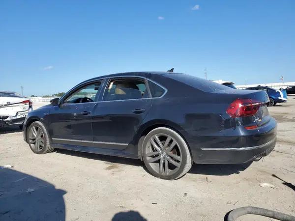 1VWDT7A35HC036476 2017 VOLKSWAGEN PASSAT - Image 2