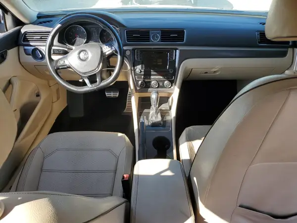 1VWDT7A35HC036476 2017 VOLKSWAGEN PASSAT - Image 8
