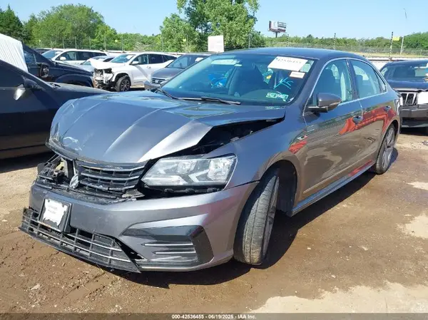 1VWDT7A35HC037076 2017 VOLKSWAGEN PASSAT - Image 2
