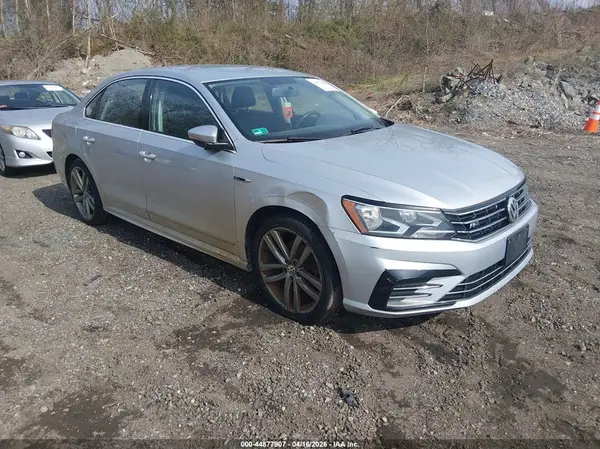 1VWDT7A35HC041791 2017 VOLKSWAGEN PASSAT - Image 1