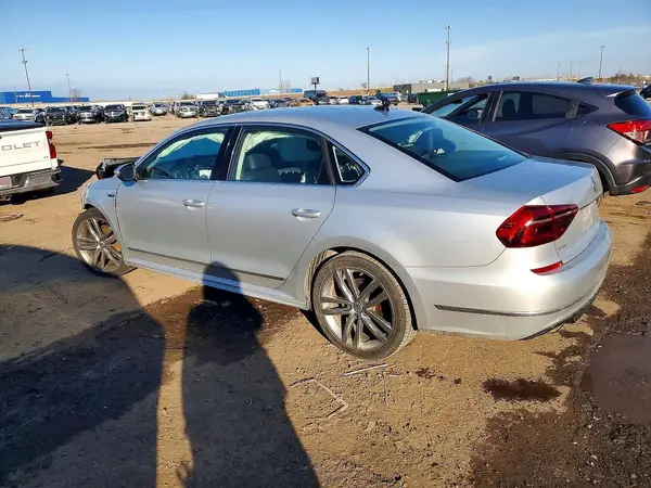 1VWDT7A35HC044092 2017 VOLKSWAGEN PASSAT - Image 2
