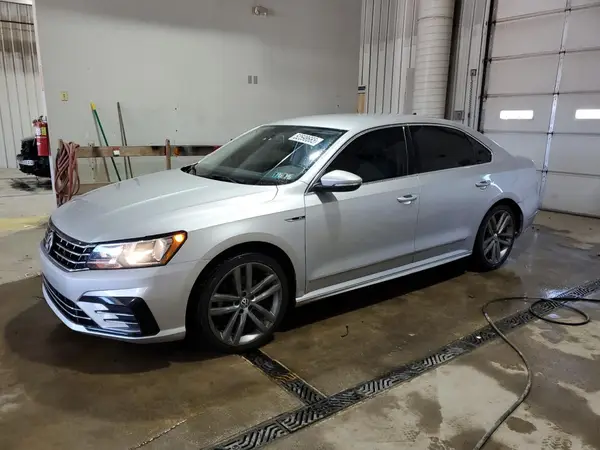 1VWDT7A35HC045002 2017 VOLKSWAGEN PASSAT - Image 1
