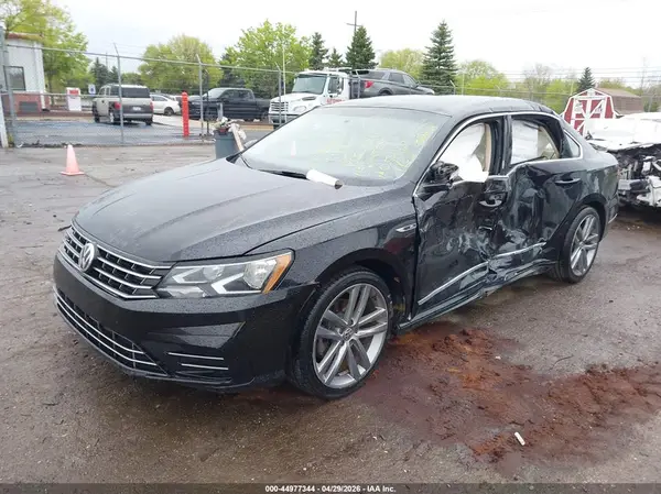 1VWDT7A35HC054167 2017 VOLKSWAGEN PASSAT - Image 2