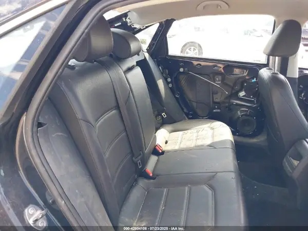 1VWDT7A35HC056985 2017 VOLKSWAGEN PASSAT - Image 8