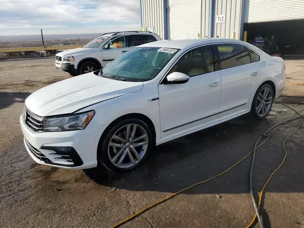 1VWDT7A35HC057649 2017 VOLKSWAGEN PASSAT - Image 1