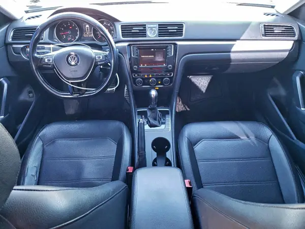1VWDT7A35HC067260 2017 VOLKSWAGEN PASSAT - Image 8