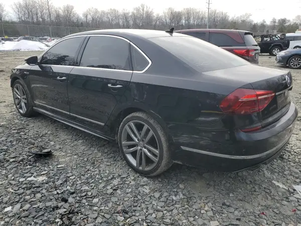 1VWDT7A35HC071390 2017 VOLKSWAGEN PASSAT - Image 2