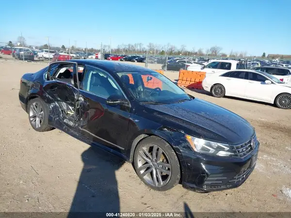 1VWDT7A36HC002434 2017 VOLKSWAGEN PASSAT - Image 1