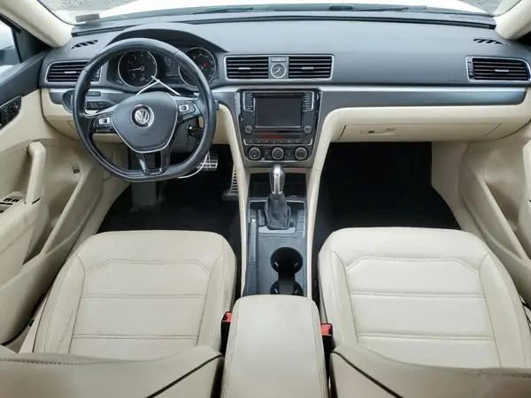 1VWDT7A36HC020495 2017 VOLKSWAGEN PASSAT - Image 8