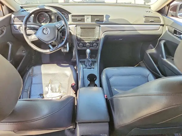 1VWDT7A36HC032338 2017 VOLKSWAGEN PASSAT - Image 8