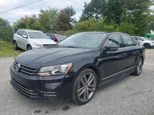 1VWDT7A36HC037555 2017 VOLKSWAGEN PASSAT - Image 2