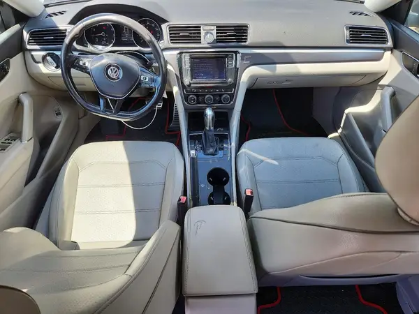 1VWDT7A36HC044148 2017 VOLKSWAGEN PASSAT - Image 8