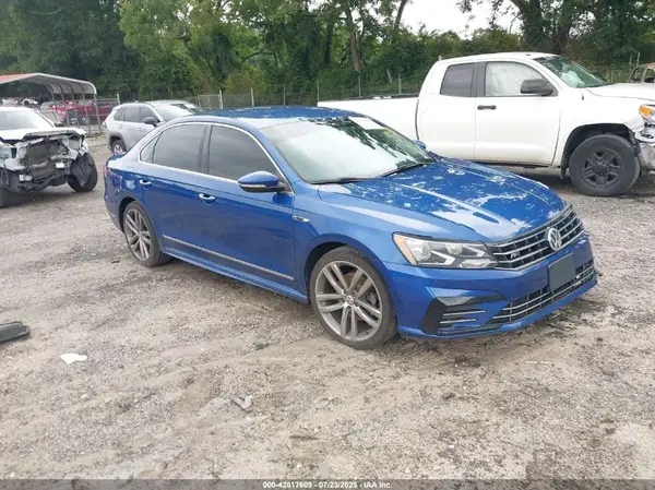 1VWDT7A36HC044926 2017 VOLKSWAGEN PASSAT - Image 1