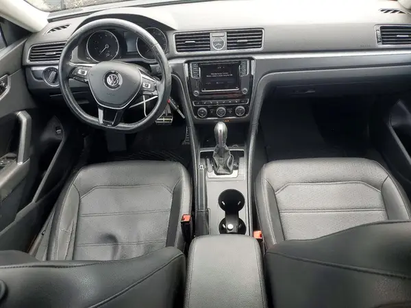 1VWDT7A36HC046269 2017 VOLKSWAGEN PASSAT - Image 8
