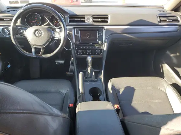 1VWDT7A36HC049446 2017 VOLKSWAGEN PASSAT - Image 8