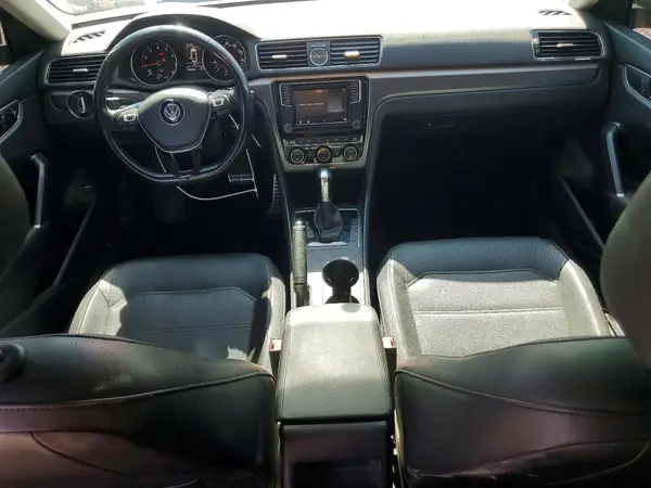 1VWDT7A36HC051651 2017 VOLKSWAGEN PASSAT - Image 8
